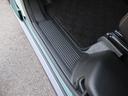 ステップ部も目立ったキズや汚れはなく良好です。