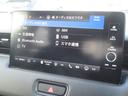 e:HEVZ HondaCONNECTディスプレー マルチビューカメラ 電動リアゲート シートヒーター ワイヤレス充電器(19枚目)