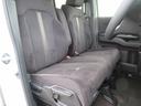【内装】運転席　目立った汚れやへたりもなく良好です。