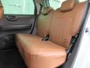 【内装】後席 目立った汚れやへたりもなく良好です。