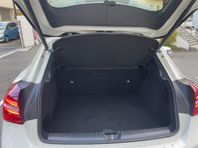 ＧＬＡクラス ＧＬＡ１８０　黒革シート　　シートヒーター　　ナビ＋ＴＶ＋バックカメラ　　レーダーセーフティ　　前後ドライブレコーダー（22枚目）