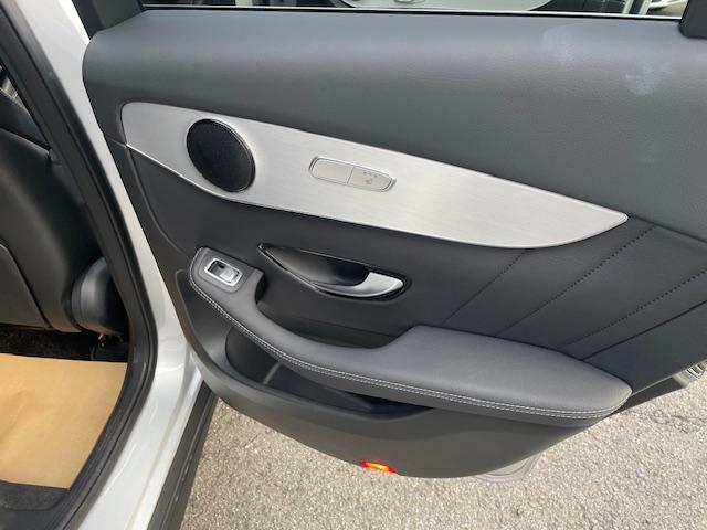 ＧＬＣ ＧＬＣ２２０ｄ　４マチックスポーツ　前後シートヒーター　　ＨＵＤ　　ハーフ革（36枚目）