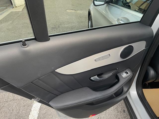 ＧＬＣ ＧＬＣ２２０ｄ　４マチックスポーツ　前後シートヒーター　　ＨＵＤ　　ハーフ革（40枚目）