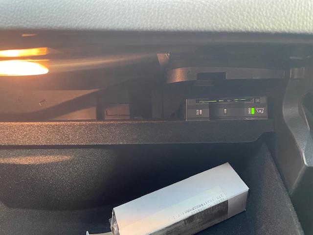 ＧＬＣ ＧＬＣ２２０ｄ　４マチックスポーツ　前後シートヒーター　　ＨＵＤ　　ハーフ革（44枚目）