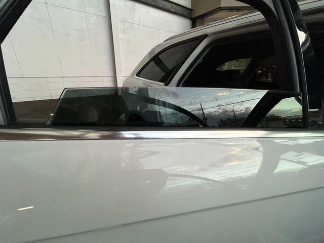 A4アバント 2.0TFSIクワトロ 4WD アシスタンスPKG  黒革シート  シートヒーター  ドライブレーコーダー(14枚目)