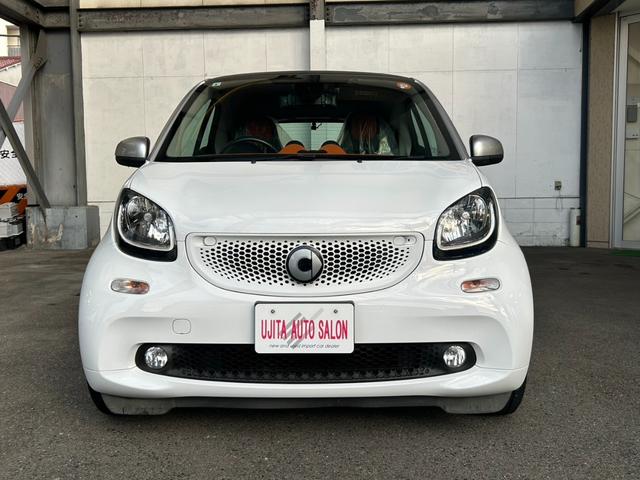 スマートフォーツークーペ エディション１　２ドア　デジタルインナーミラー　ポータブルナビ（2枚目）