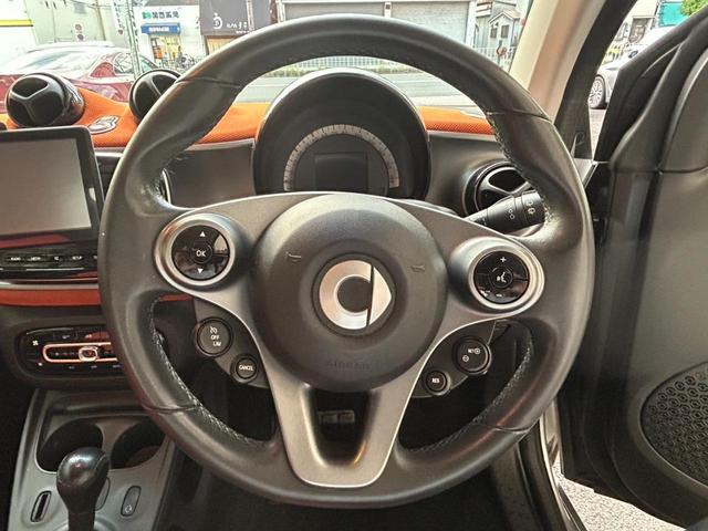 スマートフォーツークーペ エディション１　２ドア　デジタルインナーミラー　ポータブルナビ（22枚目）