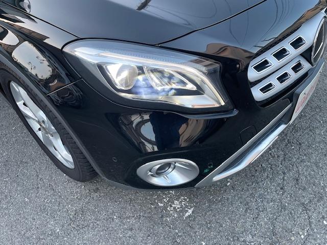 ＧＬＡクラス ＧＬＡ２２０　４マチック　４ＷＤ　パノラマルーフ　　黒革シート　　パワーシート　　ハーマンカードン　　ナビＴＶ　　電動リアゲート（6枚目）