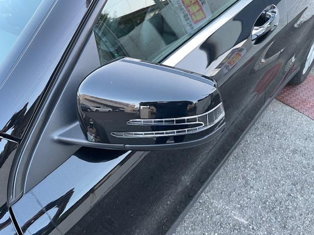 ＧＬＡクラス ＧＬＡ２２０　４マチック　４ＷＤ　パノラマルーフ　　黒革シート　　パワーシート　　ハーマンカードン　　ナビＴＶ　　電動リアゲート（10枚目）