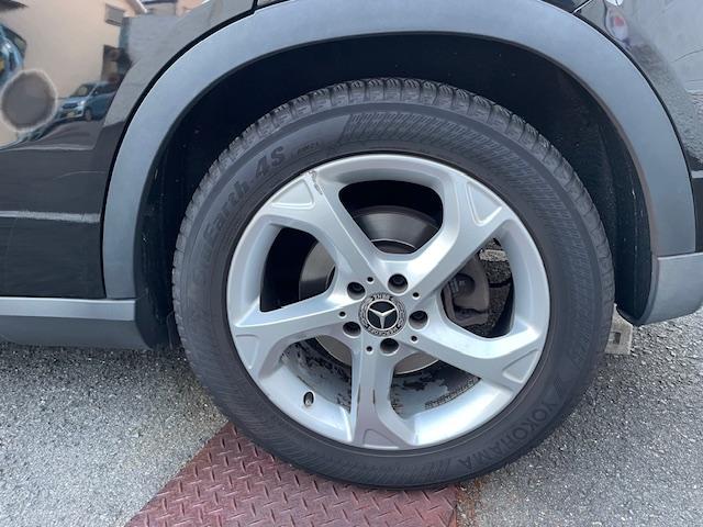 ＧＬＡクラス ＧＬＡ２２０　４マチック　４ＷＤ　パノラマルーフ　　黒革シート　　パワーシート　　ハーマンカードン　　ナビＴＶ　　電動リアゲート（23枚目）