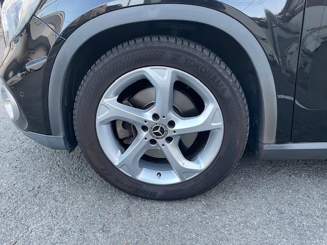 ＧＬＡクラス ＧＬＡ２２０　４マチック　４ＷＤ　パノラマルーフ　　黒革シート　　パワーシート　　ハーマンカードン　　ナビＴＶ　　電動リアゲート（24枚目）