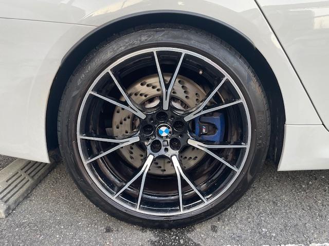 Ｍ５ 　コンペティション　　１オーナー　　リア３面スモークガラス　　レーダー探知機（28枚目）