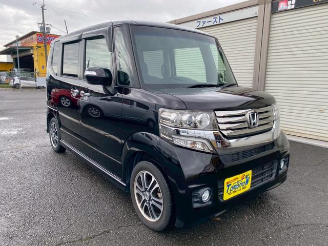 Ｎ－ＢＯＸカスタム Ｇ　ＳＳパッケージ　禁煙車　車検整備２年付き　両側パワースライド　新品バッテリー＆エンジンオイル交換　純正ナビ　バックカメラ　ＴＶ　ＥＴＣ　スマートキー　ベンチシート　ＨＩＤヘッドライト　純正アルミホイール（6枚目）