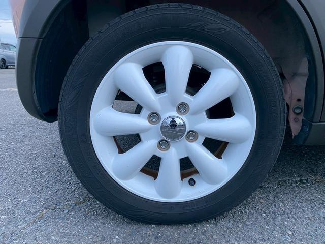 アルトラパン Ｓ　全方位モニター付メモリーナビ装着車　禁煙車　車検整備２年付き　レーダーブレーキサポート　バックカメラ　フルセグＴＶ　Ｂｌｕｅｔｏｏｔｈ　ＥＴＣ　スマートキー　オートライト　純正１４インチアルミホイール（39枚目）