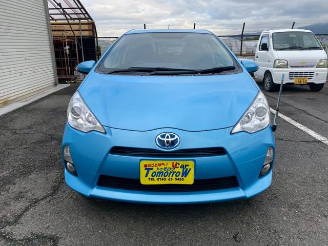 アクア S 車検整備2年付き スマートキー ナビ バックカメラ ETC 前後ドラレコ オートライト オートエアコン 社外15インチAW Bluetooth接続 フルセグTV 補機バッテリー&エンジンオイル交換(2枚目)