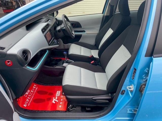 アクア S 車検整備2年付き スマートキー ナビ バックカメラ ETC 前後ドラレコ オートライト オートエアコン 社外15インチAW Bluetooth接続 フルセグTV 補機バッテリー&エンジンオイル交換(14枚目)