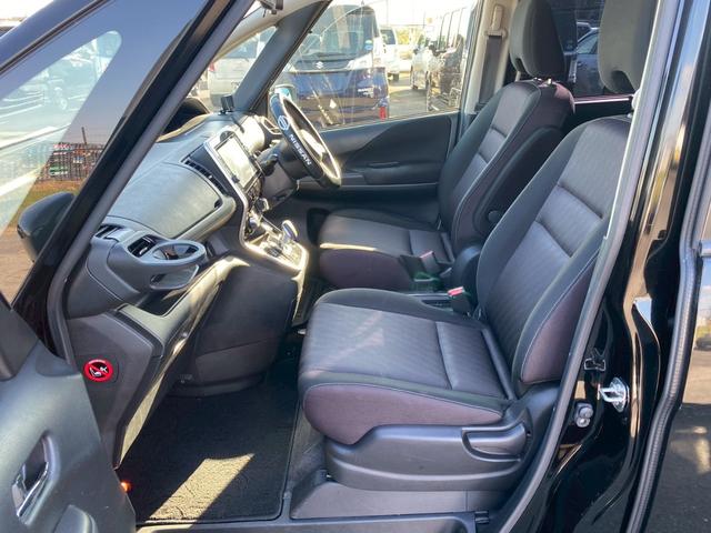 セレナ ｅ－パワー　ハイウェイスターＶ（13枚目）