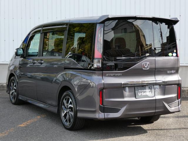 ステップワゴンスパーダ スパーダホンダセンシング 純正ナビ・バックカメラ・ETC付 助手席エアバッグ ワンオーナ- Wパワスラ 地デジ LEDライト 横滑り防止システム オートエアコン リアカメラ ドライブレコーダー装着車 USB ナビ&TV スマ鍵(17枚目)