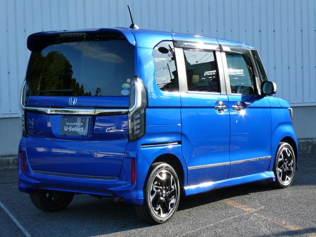 N-BOXカスタム G・Lターボホンダセンシング 4WD・純正ナビ・バックカメラ・ドラレコ・ETC付 USB接続 地デジ サイドカーテンエアバック Bモニター LEDライト VSA ターボエンジン キーレスエントリー スマキー フルオートエアコン(16枚目)