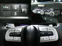 フィット ホーム　純正ＣＤチューナー付　衝突軽減ブレーキ　禁煙車　ワンオーナー　ＬＥＤライト　オートライト　クリアランスソナー　エアバッグ　ｉストップ　スマ－トキ－　Ｗエアバック　フルオートエアコン　パワーウィンドウ（8枚目）