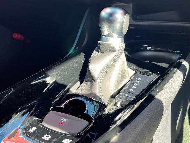 Ｃ－ＨＲ Ｇ　サポカー　タイヤ新品　ディーラー保証１年走行距離無制限　トヨタ認定中古車　ナビ　フルセグ　バックカメラ　ＣＤ再生　ＥＴＣ　スマートキー　ＬＥＤヘッドランプ　シートヒーター　純正アルミホイール（34枚目）