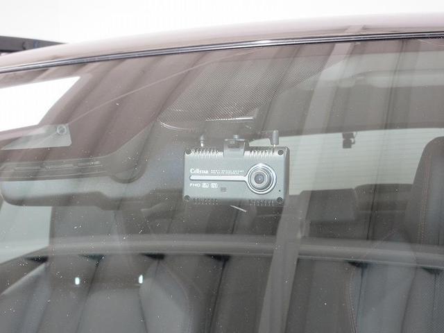ＲＡＶ４ アドベンチャー　オフロードパッケージ　踏み間違い加速抑制　タイヤ新　ドラレコ　ディーラー保証１年走行距離無制限　トヨタ認定中古車　ディスプレイオーディオ　ナビ　フルセグ　バックカメラ　ＥＴＣ　ＬＥＤヘッドランプ　シートヒーター　純正アルミ（5枚目）