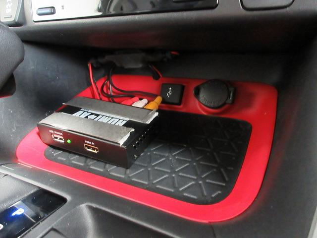ＲＡＶ４ アドベンチャー　オフロードパッケージ　踏み間違い加速抑制　タイヤ新　ドラレコ　ディーラー保証１年走行距離無制限　トヨタ認定中古車　ディスプレイオーディオ　ナビ　フルセグ　バックカメラ　ＥＴＣ　ＬＥＤヘッドランプ　シートヒーター　純正アルミ（10枚目）