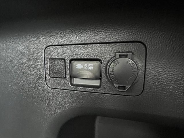 ＲＡＶ４ アドベンチャー　オフロードパッケージ　踏み間違い加速抑制　タイヤ新　ドラレコ　ディーラー保証１年走行距離無制限　トヨタ認定中古車　ディスプレイオーディオ　ナビ　フルセグ　バックカメラ　ＥＴＣ　ＬＥＤヘッドランプ　シートヒーター　純正アルミ（11枚目）
