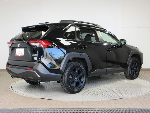 ＲＡＶ４ アドベンチャー　オフロードパッケージ　踏み間違い加速抑制　タイヤ新　ドラレコ　ディーラー保証１年走行距離無制限　トヨタ認定中古車　ディスプレイオーディオ　ナビ　フルセグ　バックカメラ　ＥＴＣ　ＬＥＤヘッドランプ　シートヒーター　純正アルミ（20枚目）