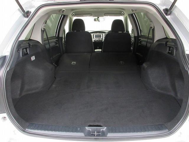 カローラフィールダー 1.5X トヨタディーラー保証1年走行距離無制限 トヨタ認定中古車 タイヤ4本新品 ナビ ワンセグ バックカメラ CD再生 ETC スマートキー アルミホイール ワンオーナー(17枚目)