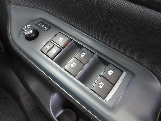 ヴォクシー ZS 煌II 両側パワースライド 後席モニタ ドラレコ ディーラー保証1年走行距離無制限 トヨタ認定中古車 ナビ フルセグ バックカメラ ETC スマートキー LEDヘッドランプ 純正アルミホイール(25枚目)