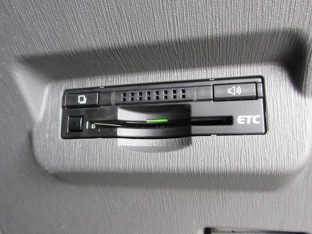 プリウスアルファ S トヨタディーラー保証1年走行距離無制限 ナビ フルセグ バックカメラ CD再生 ETC スマートキー LEDヘッドランプ 純正アルミホイール ワンオーナー(5枚目)