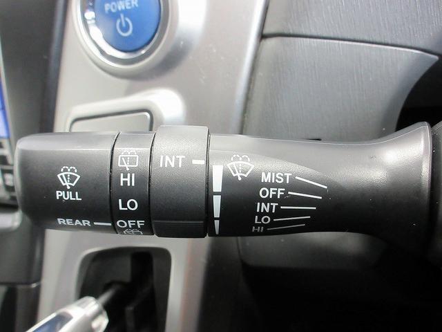 プリウスアルファ S トヨタディーラー保証1年走行距離無制限 ナビ フルセグ バックカメラ CD再生 ETC スマートキー LEDヘッドランプ 純正アルミホイール ワンオーナー(37枚目)