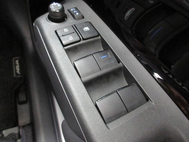 アクア Ｇ　踏み間違い加速抑制　全方位モニタ　保証付　トヨタディーラ保証１年走行距離無制限　トヨタ認定中古車　前後ドラレコ　ディスプレイオーディオ　ナビ　ＥＴＣ　スマートキー　ＬＥＤヘッドランプ　ワンオーナー（25枚目）