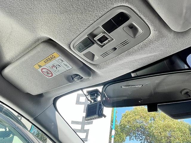 アクア Ｇ　踏み間違い加速抑制　全方位モニタ　保証付　トヨタディーラ保証１年走行距離無制限　トヨタ認定中古車　前後ドラレコ　ディスプレイオーディオ　ナビ　ＥＴＣ　スマートキー　ＬＥＤヘッドランプ　ワンオーナー（29枚目）