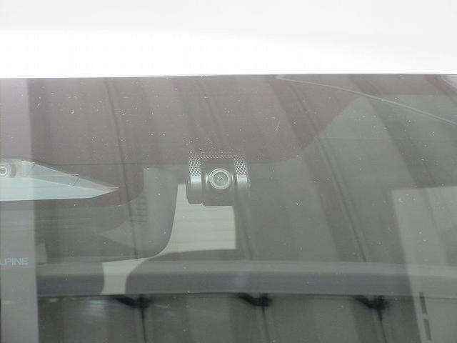 アルファード Ｚ　雹害車　社用車　ディーラー保証１年付き　走行距離無制限　トヨタ認定中古車　両側パワースライド　全方位モニタ　ディスプレイオーディオ　ナビ　ＥＴＣ　ＬＥＤヘッドランプ　純正アルミホイール　電動リアゲート（4枚目）