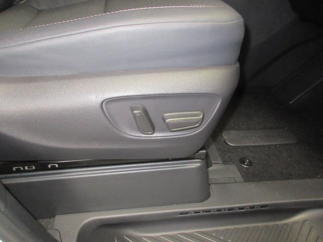 アルファード Ｚ　雹害車　社用車　ディーラー保証１年付き　走行距離無制限　トヨタ認定中古車　両側パワースライド　全方位モニタ　ディスプレイオーディオ　ナビ　ＥＴＣ　ＬＥＤヘッドランプ　純正アルミホイール　電動リアゲート（22枚目）