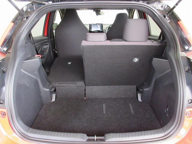 ヤリス G 社用車 踏み間違い加速抑制 全方位モニタ トヨタディーラ保証1年走行距離無制限 トヨタ認定中古車 NEフルエアロ 全方位モニタ バックカメラ CD再生 ETC LEDヘッドランプ 純正アルミホイール(7枚目)