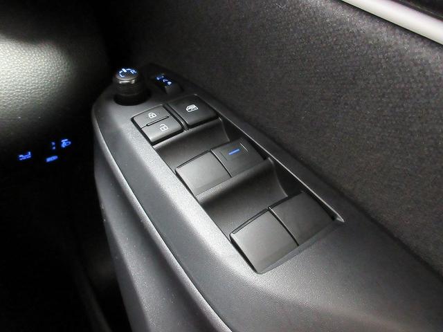 ヤリス G 社用車 踏み間違い加速抑制 全方位モニタ トヨタディーラ保証1年走行距離無制限 トヨタ認定中古車 NEフルエアロ 全方位モニタ バックカメラ CD再生 ETC LEDヘッドランプ 純正アルミホイール(23枚目)