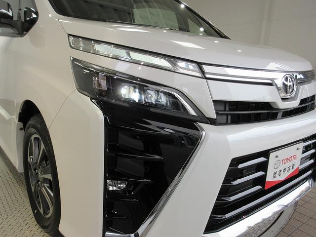 ヴォクシー ZS 煌III 後席モニタ 両側パワースライド タイヤ新 ディーラー保証1年走行距離無制限 トヨタ認定中古車 踏み間違い加速抑制 ナビ フルセグ ETC LEDヘッドランプ 純正アルミホイール ワンオーナー(70枚目)
