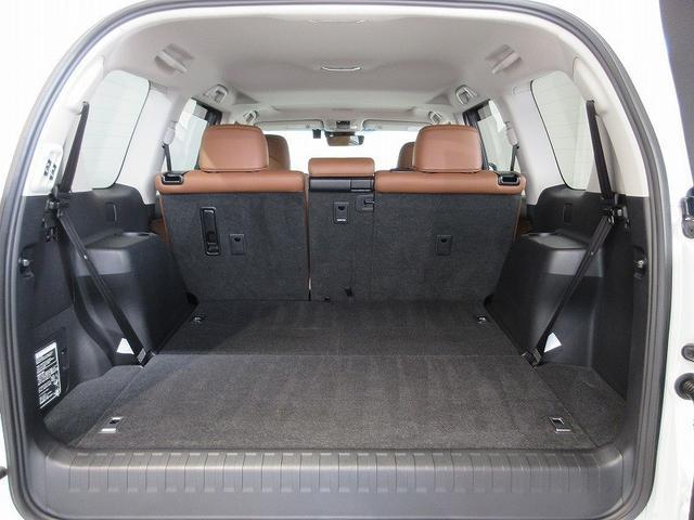 ランドクルーザープラド TX Lパッケージ 70thアニバーサリーリミテッド 踏み間違い加速抑制 ドラレコ 保証1年付 ディーラ保証走行距離無制限 トヨタ認定中古車 ナビ フルセグ バックカメラ ETC LEDヘッドランプ サンルーフ 革シート パワーシート 純正アルミホイール(10枚目)