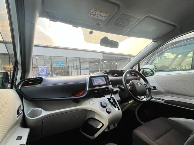 シエンタ G 両側パワースライド タイヤ新 保証付き ディーラー保証1年走行距離無制限 トヨタ認定中古車 ナビ フルセグ バックカメラ ETC スマートキー LEDヘッドランプ シートヒーター 純正アルミホイール(4枚目)