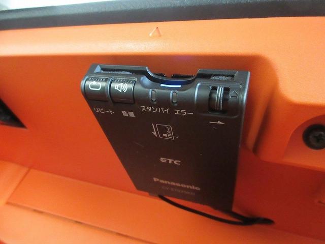 シエンタ G 両側パワースライド タイヤ新 保証付き ディーラー保証1年走行距離無制限 トヨタ認定中古車 ナビ フルセグ バックカメラ ETC スマートキー LEDヘッドランプ シートヒーター 純正アルミホイール(10枚目)