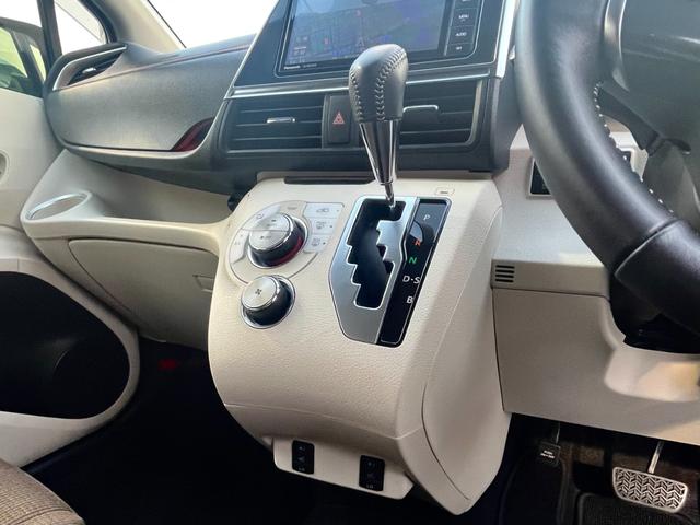 シエンタ G 両側パワースライド タイヤ新 保証付き ディーラー保証1年走行距離無制限 トヨタ認定中古車 ナビ フルセグ バックカメラ ETC スマートキー LEDヘッドランプ シートヒーター 純正アルミホイール(32枚目)