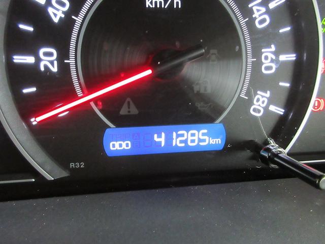 ヴォクシー ＺＳ　タイプ１　クルマイス　両側パワースライド　後席モニタ　保証付　１年間走行距離無制限　トヨタ認定中古車　ナビ　フルセグ　バックカメラ　ＥＴＣ　スマートキー　ＬＥＤヘッドランプ　純正アルミホイール　ワンオーナー（15枚目）