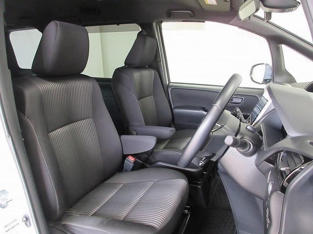 ヴォクシー ＺＳ　タイプ１　クルマイス　両側パワースライド　後席モニタ　保証付　１年間走行距離無制限　トヨタ認定中古車　ナビ　フルセグ　バックカメラ　ＥＴＣ　スマートキー　ＬＥＤヘッドランプ　純正アルミホイール　ワンオーナー（21枚目）