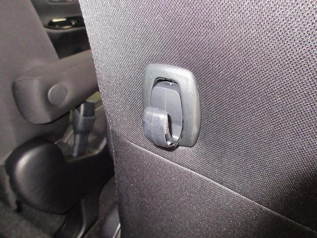 ヴォクシー ＺＳ　タイプ１　クルマイス　両側パワースライド　後席モニタ　保証付　１年間走行距離無制限　トヨタ認定中古車　ナビ　フルセグ　バックカメラ　ＥＴＣ　スマートキー　ＬＥＤヘッドランプ　純正アルミホイール　ワンオーナー（26枚目）