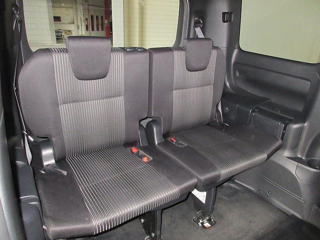 ヴォクシー ＺＳ　タイプ１　クルマイス　両側パワースライド　後席モニタ　保証付　１年間走行距離無制限　トヨタ認定中古車　ナビ　フルセグ　バックカメラ　ＥＴＣ　スマートキー　ＬＥＤヘッドランプ　純正アルミホイール　ワンオーナー（31枚目）