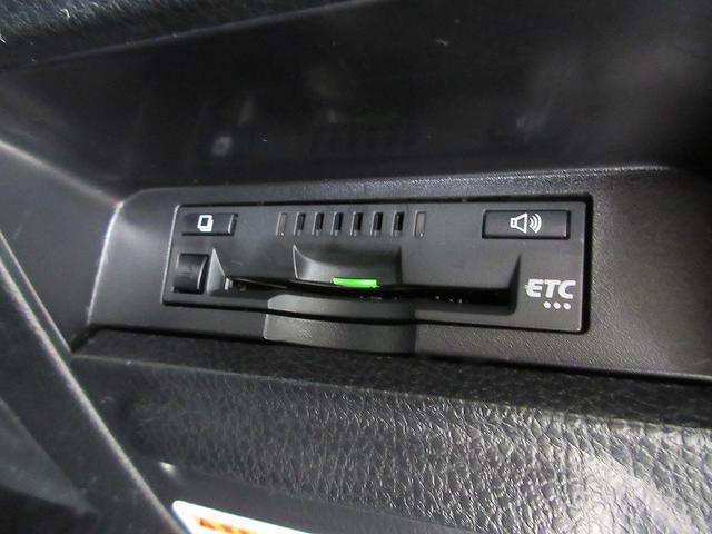 ヴォクシー ＺＳ　タイプ１　クルマイス　両側パワースライド　後席モニタ　保証付　１年間走行距離無制限　トヨタ認定中古車　ナビ　フルセグ　バックカメラ　ＥＴＣ　スマートキー　ＬＥＤヘッドランプ　純正アルミホイール　ワンオーナー（41枚目）