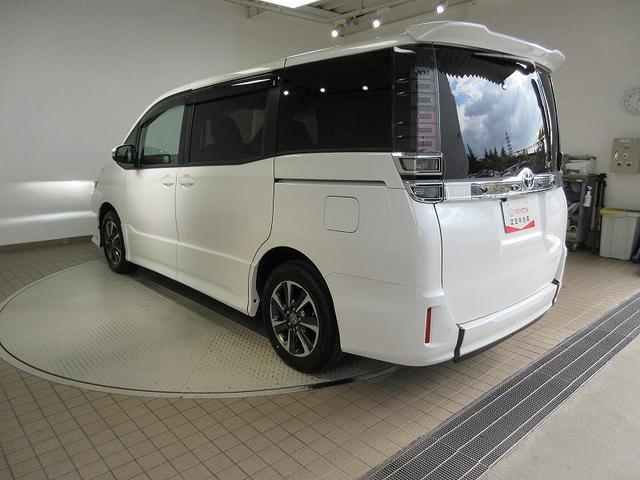 ヴォクシー ＺＳ　タイプ１　クルマイス　両側パワースライド　後席モニタ　保証付　１年間走行距離無制限　トヨタ認定中古車　ナビ　フルセグ　バックカメラ　ＥＴＣ　スマートキー　ＬＥＤヘッドランプ　純正アルミホイール　ワンオーナー（74枚目）